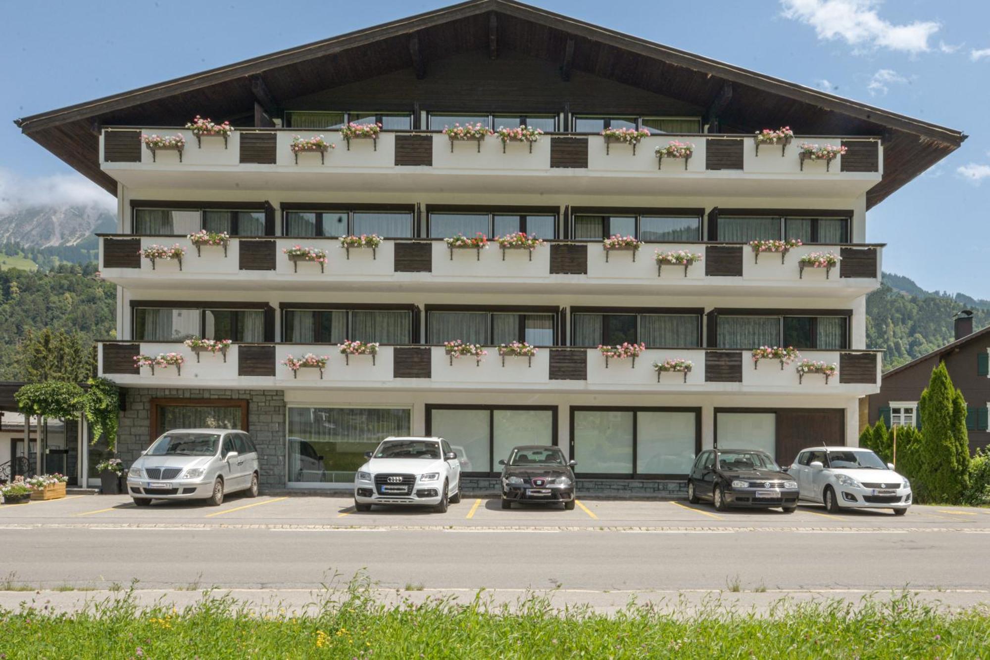 Hotel Sonne Vandans Buitenkant foto